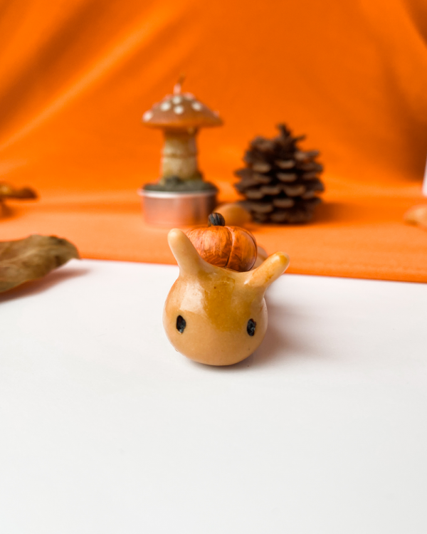 Pumpkin Slug Desk Pal - Image 4